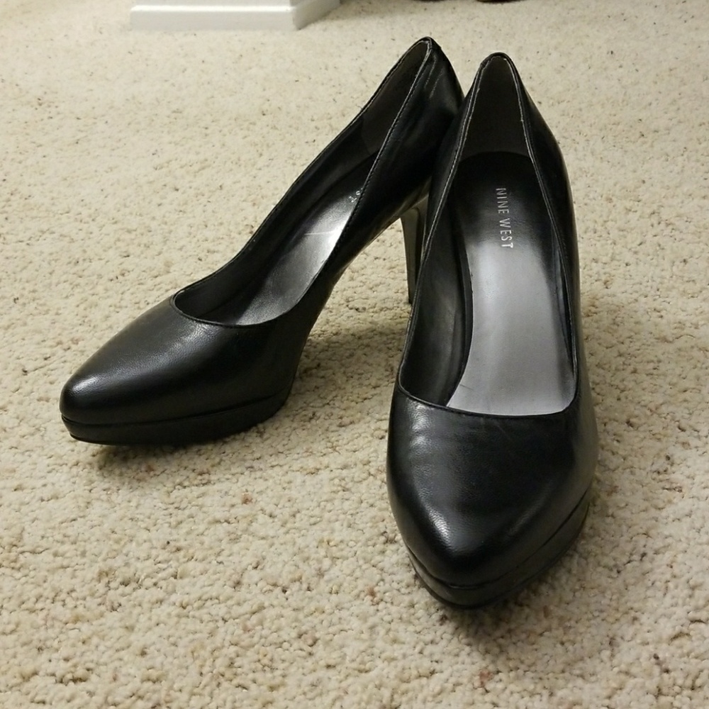 Black Nine West Platform Pumps 9.5